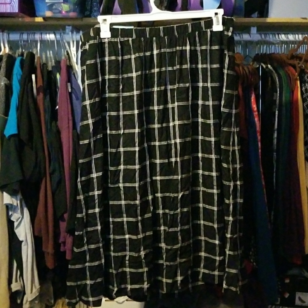 Old Navy maxi skirt